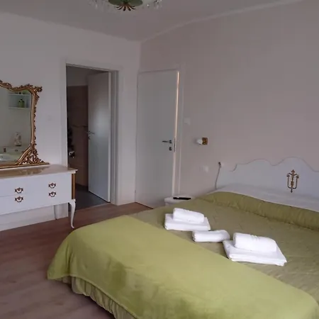 ベッド・アンド・ブレックファスト Violetta ミネルビオ