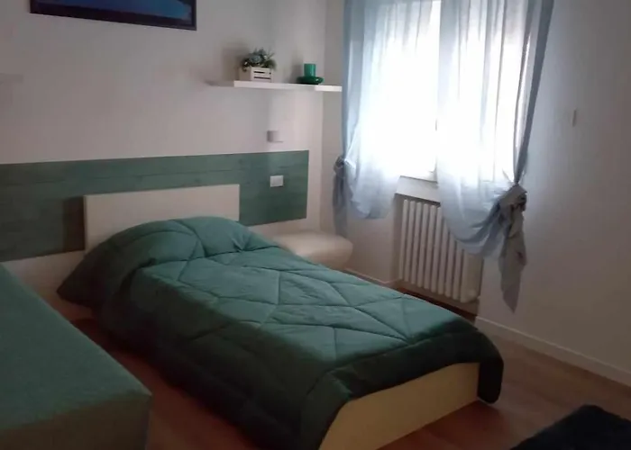 Alojamento de Acomodação e Pequeno-almoço Violetta